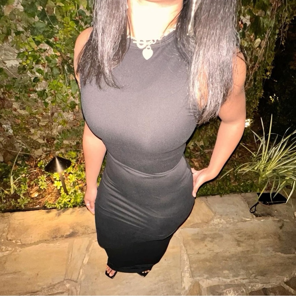 Black Body con dress